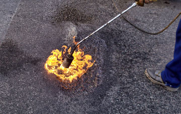 Lunan flat roofing repairs
