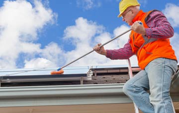 Lunan soft wash roof cleaning